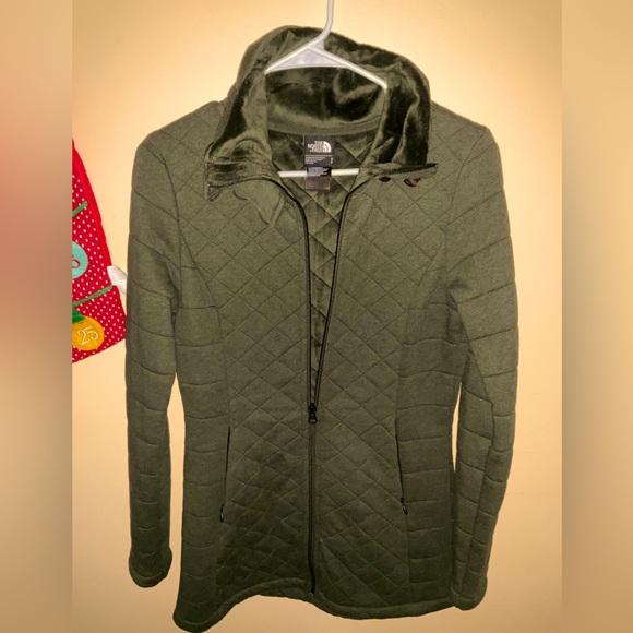North Face parka size small militar green - Picture 2 of 3